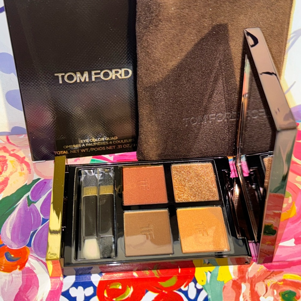 NIB NWT Tom Ford Eye Color Quad Eyeshadow Compact Mirror Palette 26 Leopard Sun - Picture 13 of 14